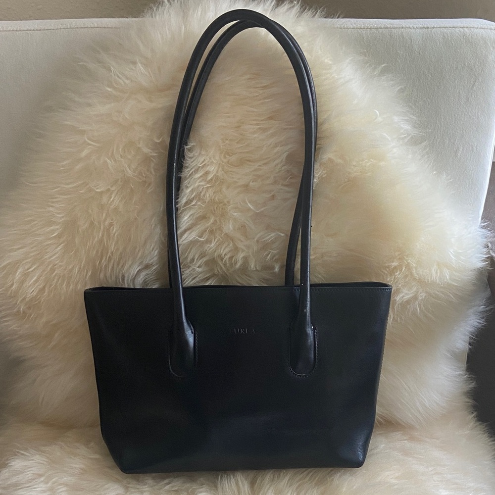 Furla rolled handle leather shoulder bag